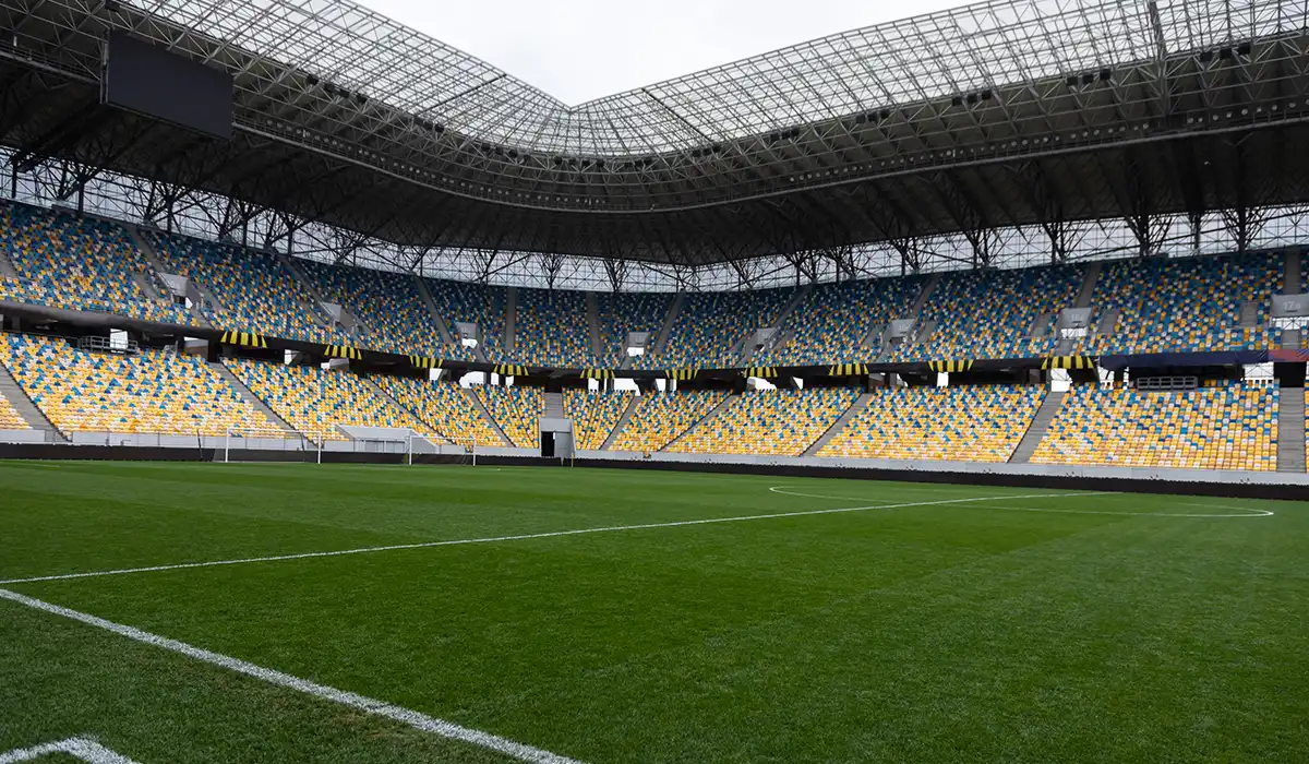 Постоянные и Временные Трибуны